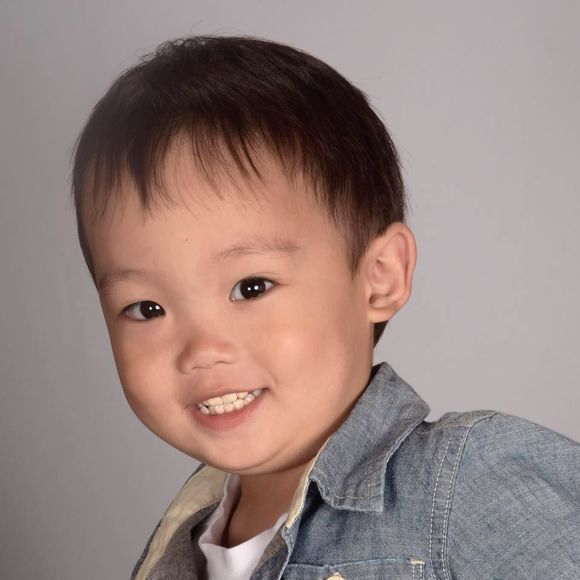 Meet your Posher, Chris - Picture 1 of 1